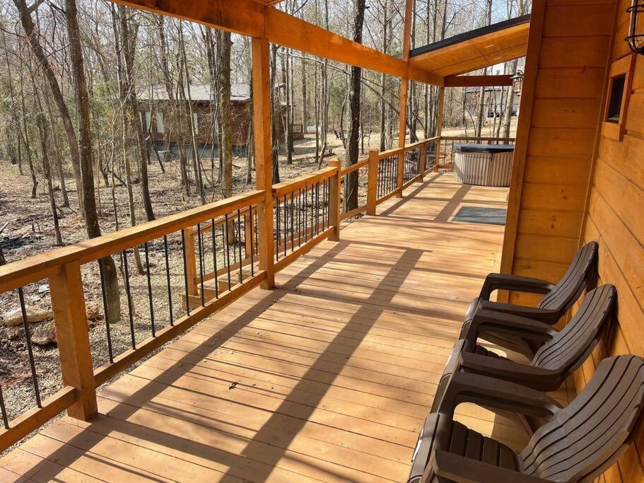 The Big Tex Luxury Cabin Is Epic Брокен-Боу Екстер'єр фото
