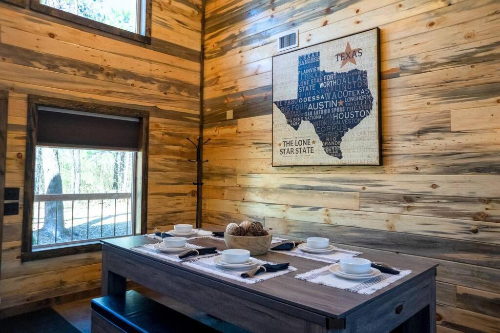 The Big Tex Luxury Cabin Is Epic Брокен-Боу Екстер'єр фото
