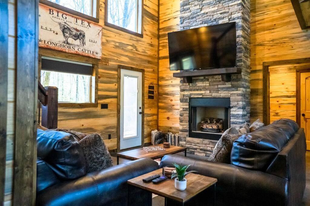 The Big Tex Luxury Cabin Is Epic Брокен-Боу Екстер'єр фото
