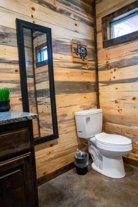 The Big Tex Luxury Cabin Is Epic Брокен-Боу Екстер'єр фото