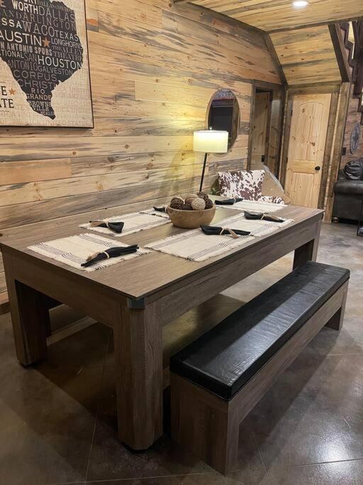 The Big Tex Luxury Cabin Is Epic Брокен-Боу Екстер'єр фото